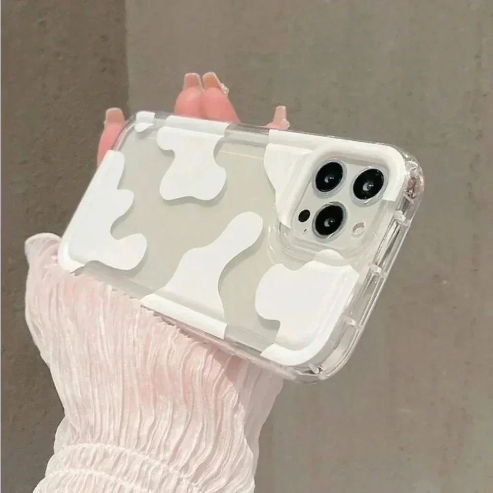⚠️Clearance iPhone 14/Pro/Pro Max White Cow Print Phone Case - Picture 2 of 5
